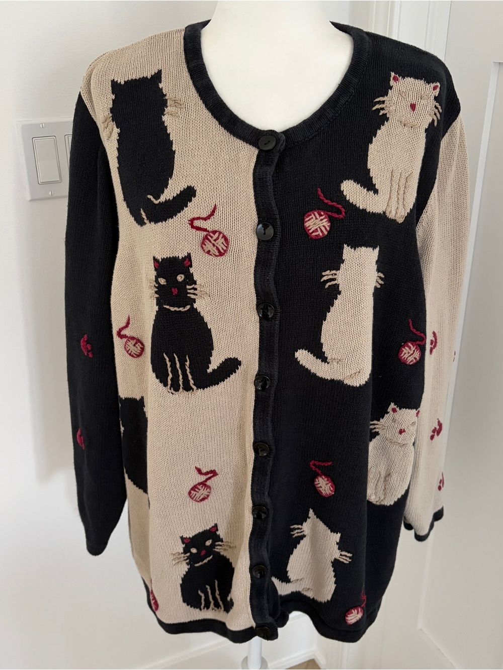 C.J. Banks Cat Cardigan Sweater 2X Black Beige Kitty Yarn Ball Vintage Y2K*H1